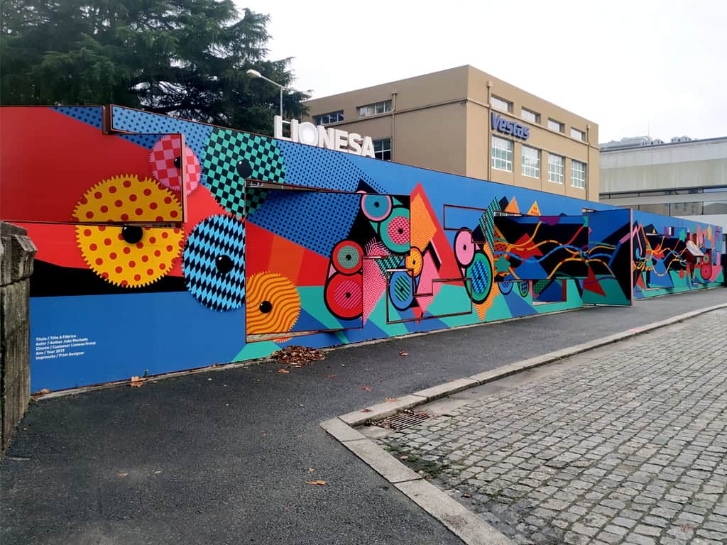 Entrada da Lionesa, obra de João Machado